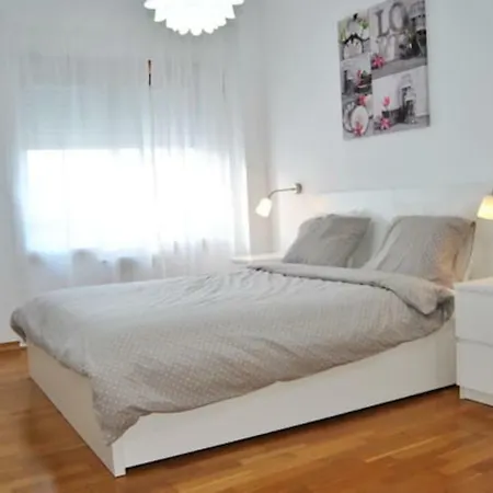 Parque Nacoes Prime 13 * Lisboa