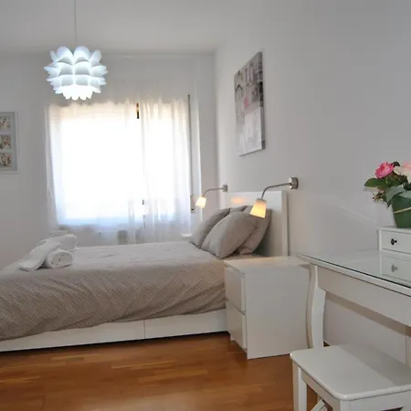 Parque Nacoes Prime 13 Lisboa